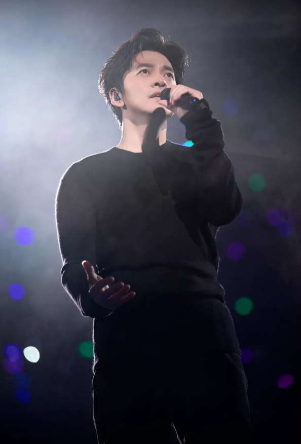 李健深圳演唱会