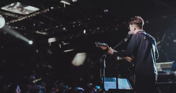 棱镜乐队上海演唱会