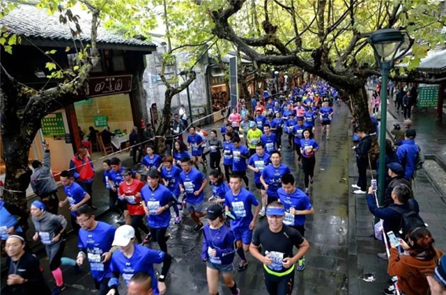 2019美国联合航空成都摇滚马拉松