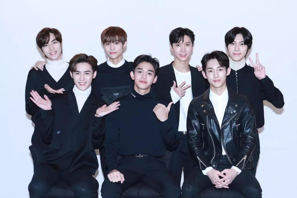 威神V天津粉丝见面会