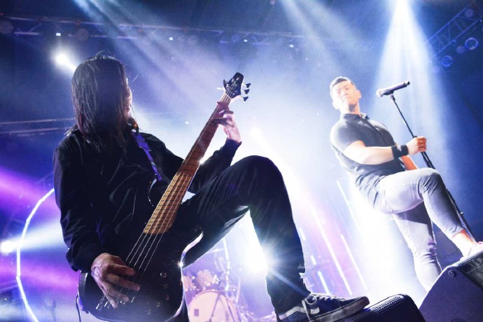 霜冻前夜保定演唱会