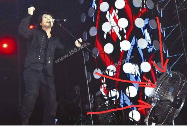 伍佰福州演唱会