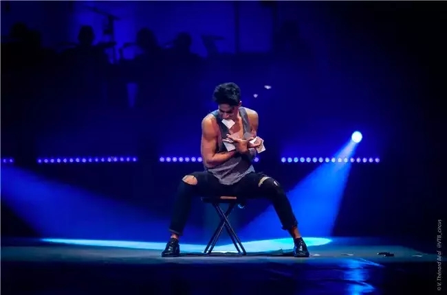 魔术秀魔天轮起源大连站