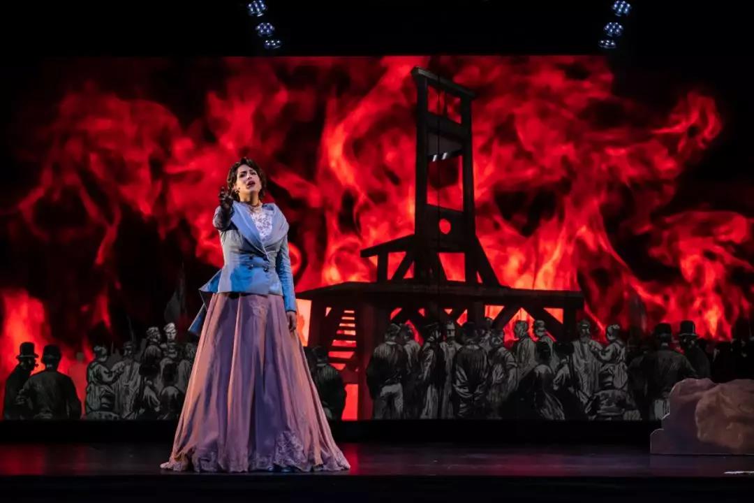 2020音乐剧《摇滚红与黑》杭州站