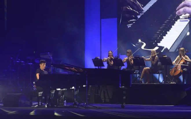 马克西姆青岛钢琴音乐会