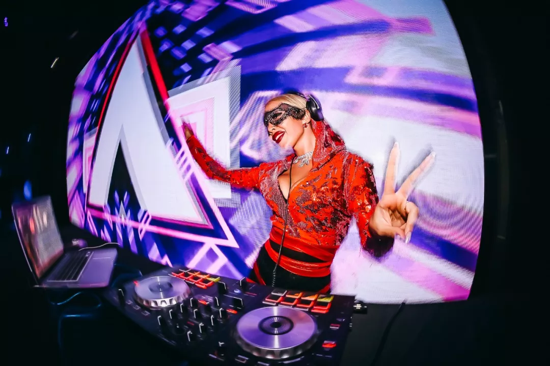 2020成都超模DJ荧光派对