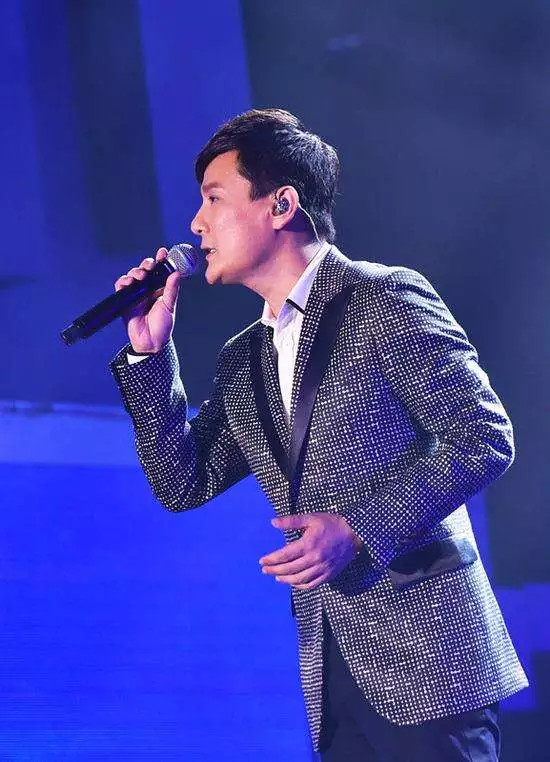 张信哲成都演唱会