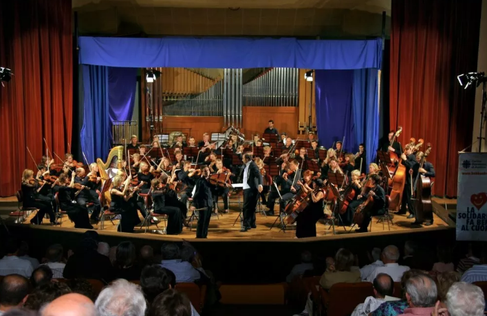 纳维利爱乐乐团长沙音乐会