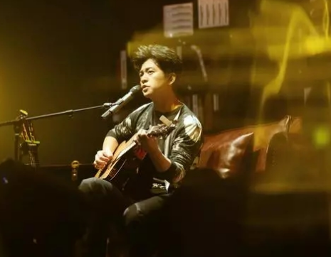 李健上海演唱会