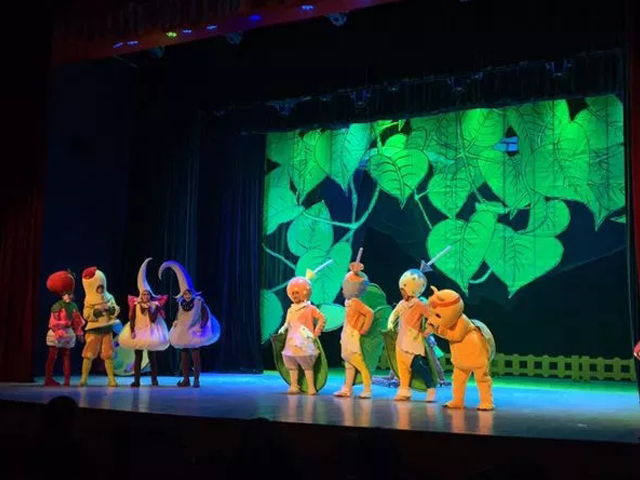 舞台剧拇指熊卜达北京站