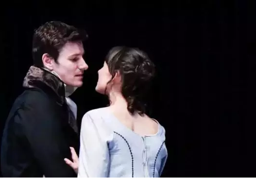 2020话剧《傲慢与偏见》天津站