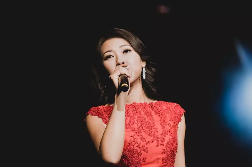 陈佳深圳演唱会