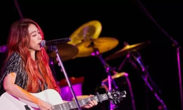 陈绮贞杭州演唱