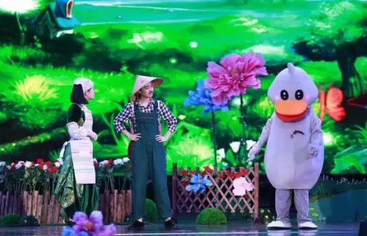 童话剧丑小鸭广州站