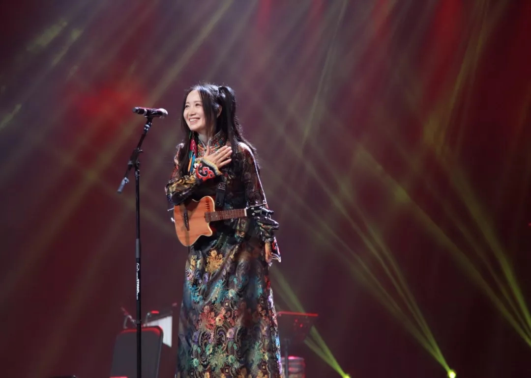 斯琴格日乐绍兴演唱会