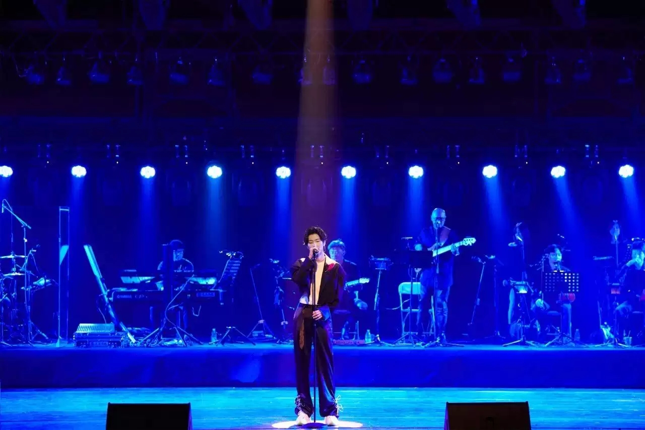 王晰珠海演唱会