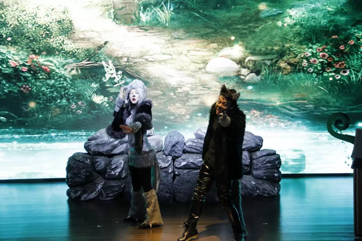 童话剧游侠小红帽武汉站