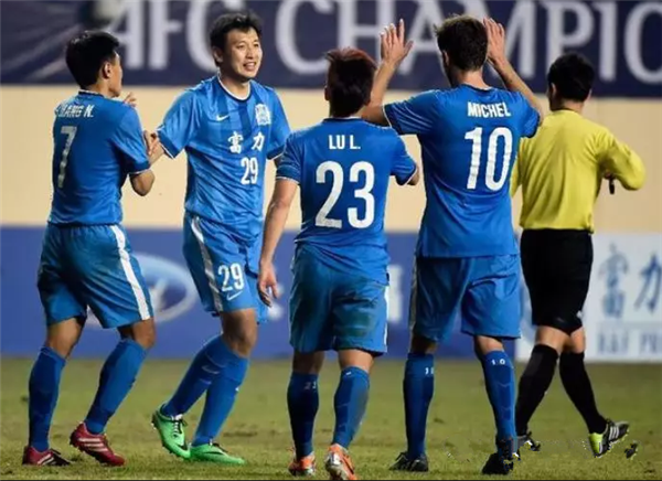 中超联赛广州富力主场