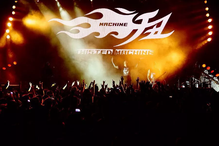 2019扭曲机器乐队长沙演唱会