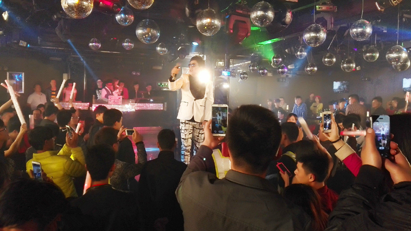 梁晓宇思南演唱会