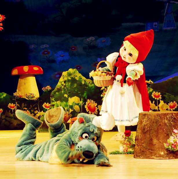 2019童话人偶剧小红帽哈尔滨站