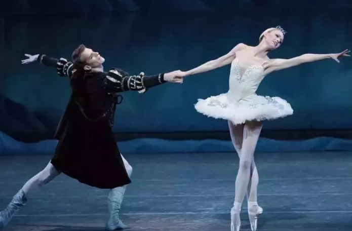 芭蕾舞剧《天鹅湖》河源站