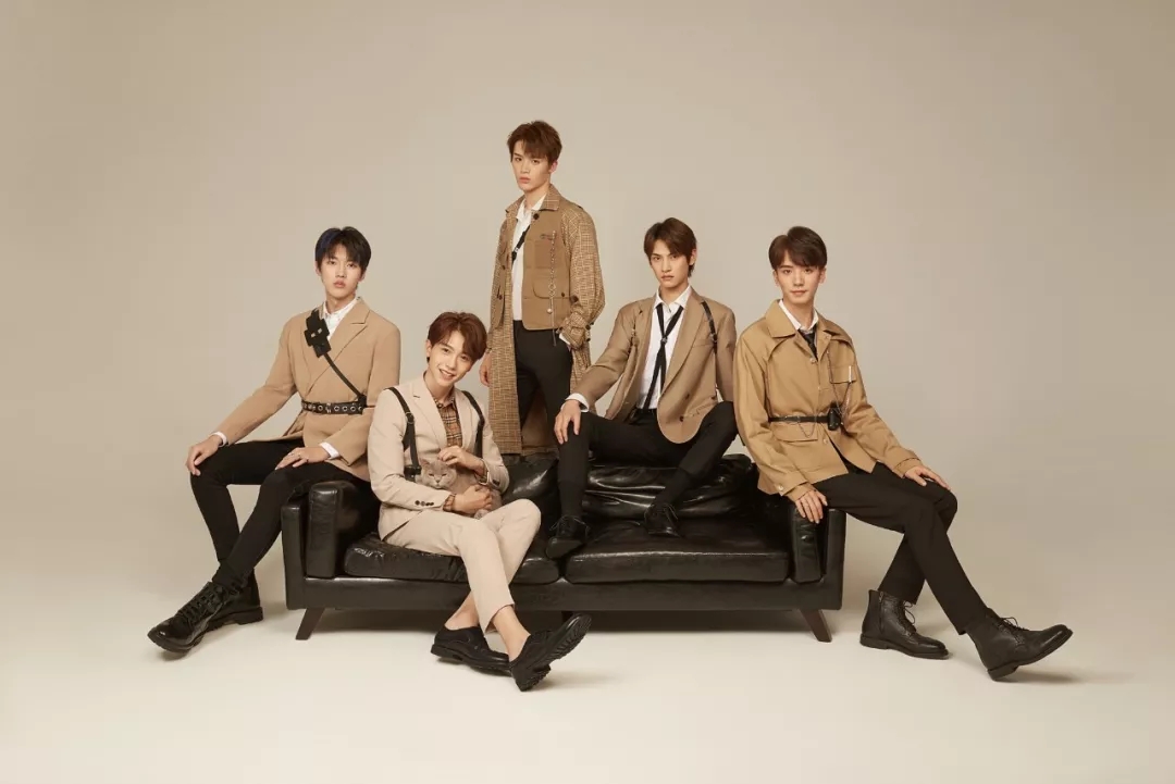 沙漠五子D5南京见面会