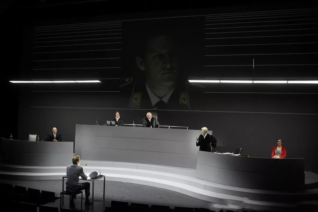 2019话剧《裁决》北京站