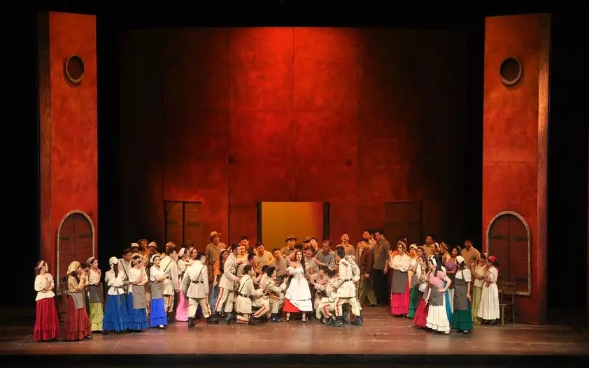 歌剧卡门广州站