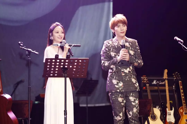 2019简弘亦哈尔滨演唱会