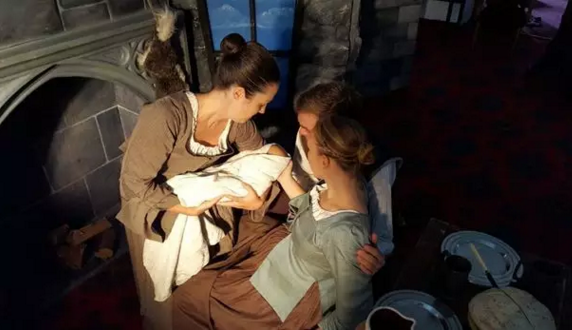 2019话剧呼啸山庄广州站