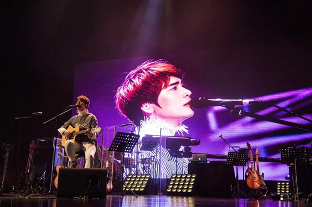 2019简弘亦重庆演唱会