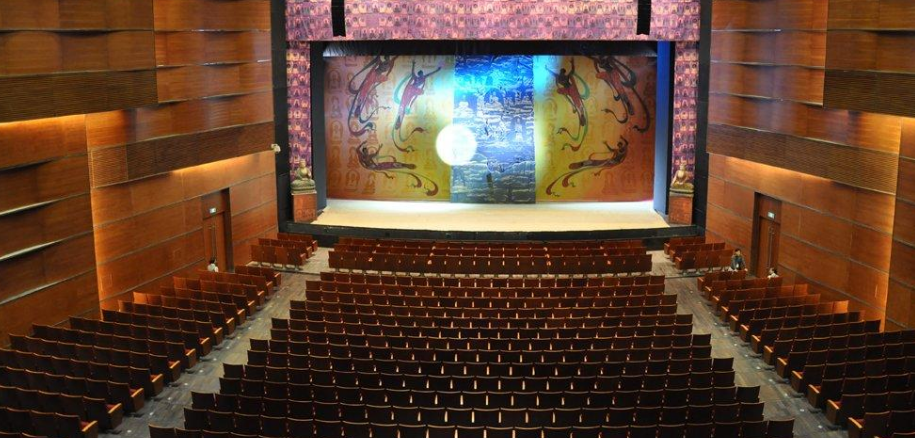 2020歌剧《塞维利亚理发师》重庆站