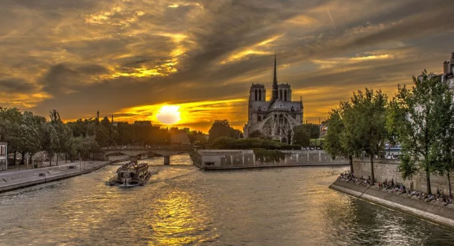 2020音乐剧《巴黎圣母院》深圳站