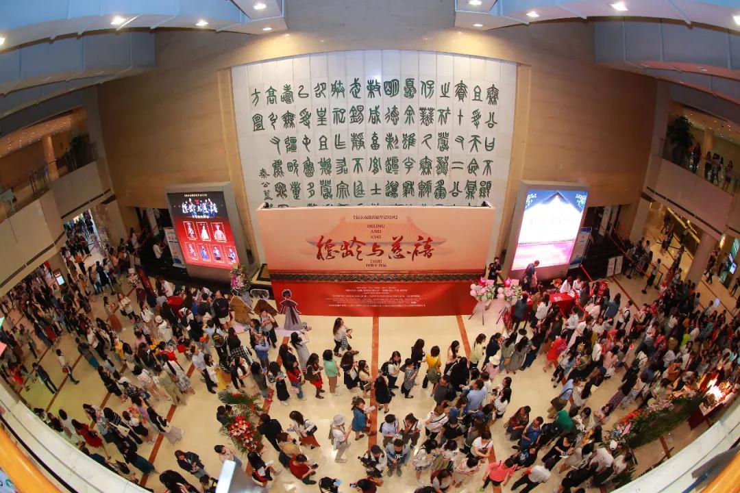 话剧德龄与慈禧