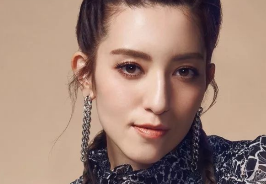 梁心颐上海演唱会