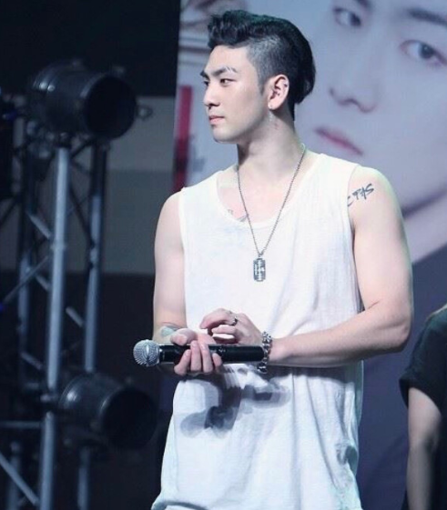 2020姜东昊澳门演唱会