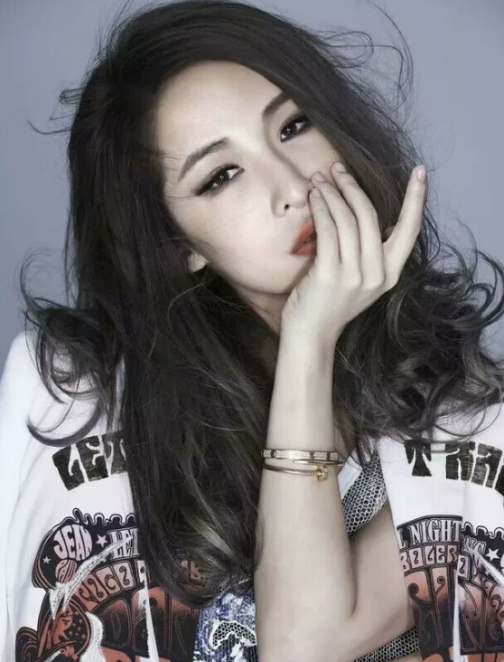 2020萧亚轩上海演唱会