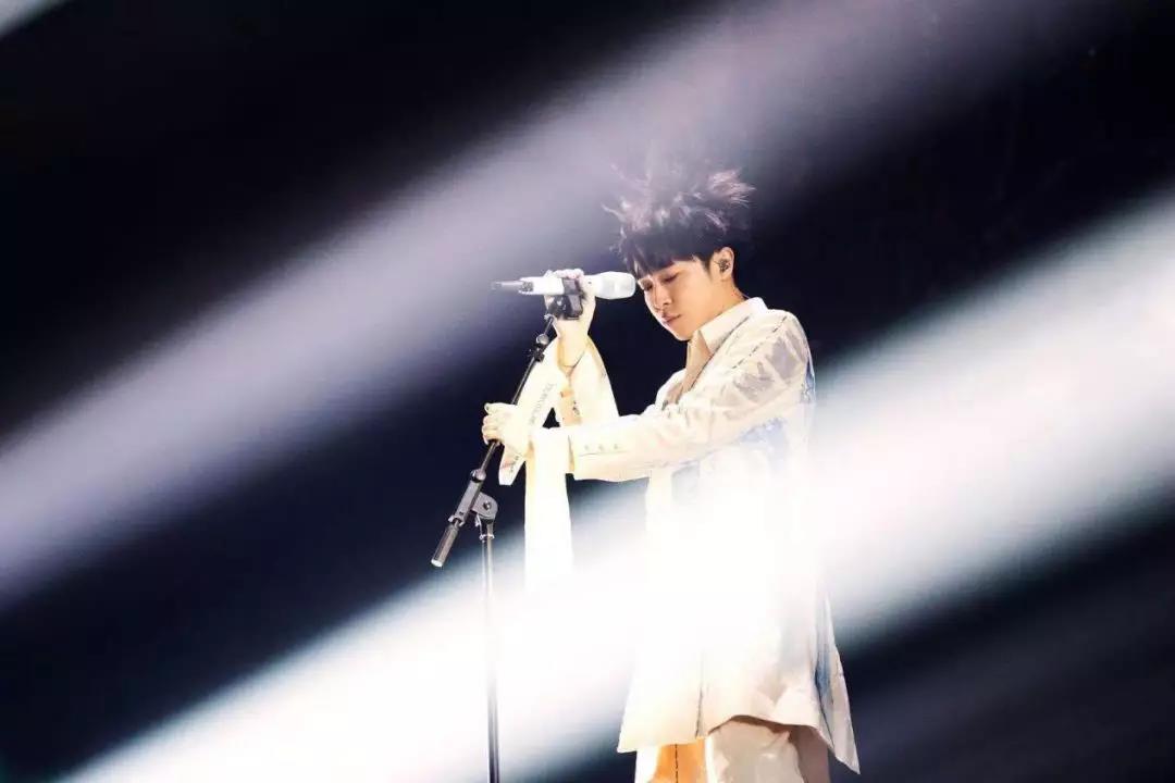 2020吴青峰深圳演唱会