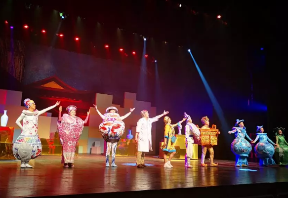 2020儿童剧《故宫里的小不点》厦门站