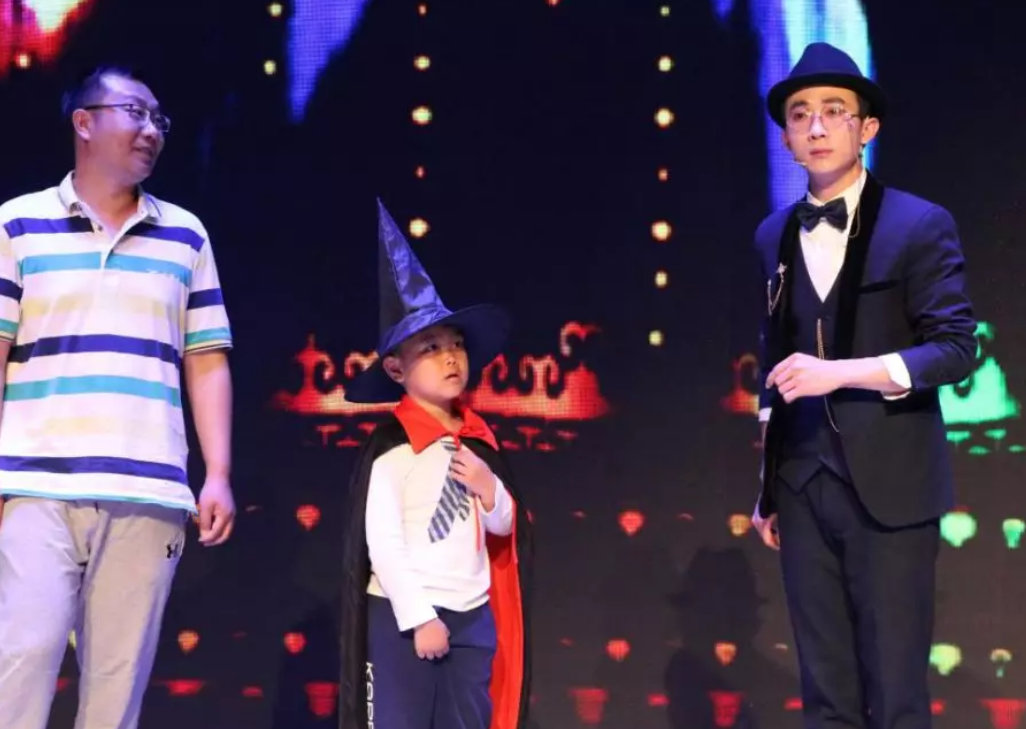 2020喜剧《百变魔逗秀》上海站