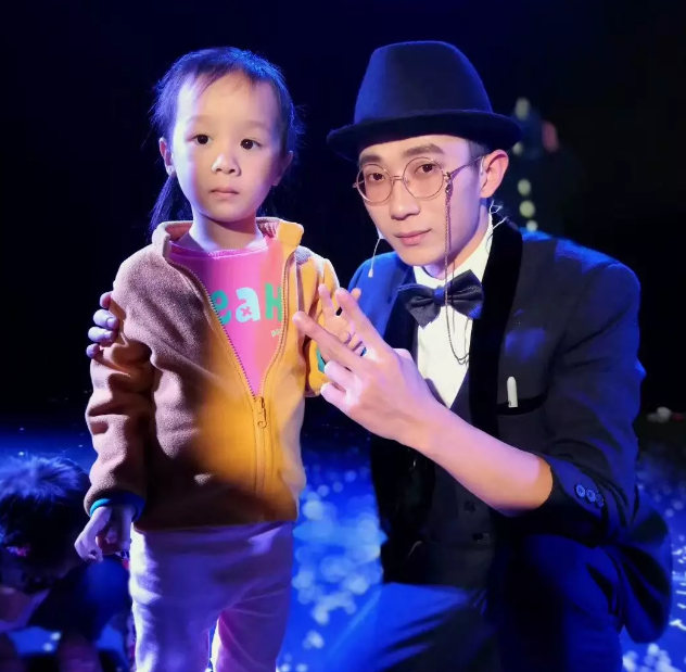 2020喜剧《百变魔逗秀》上海站