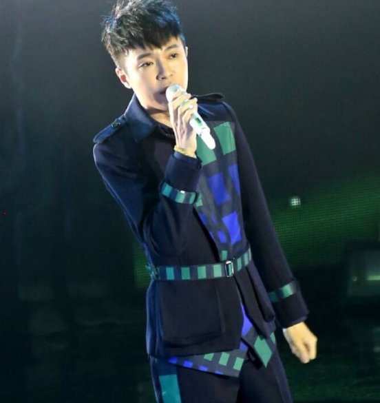 2020吴青峰深圳演唱会