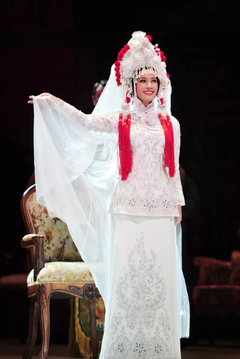 刘晓庆版话剧《风华绝代》海口站