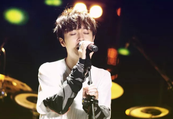 2020吴青峰广州演唱会