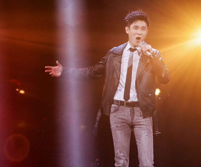 郑云龙阿云嘎南京群星演唱会