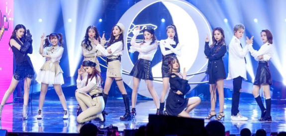 火箭少女深圳演唱会