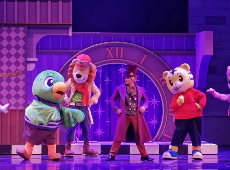 2020舞台剧《什么都有专卖店》济南站