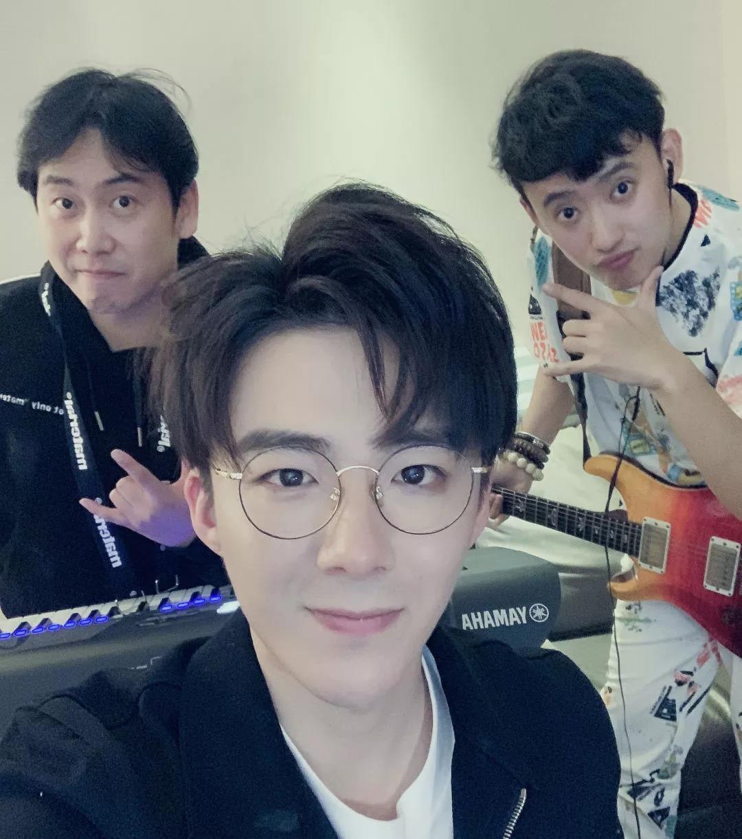 摩登兄弟武汉演唱会