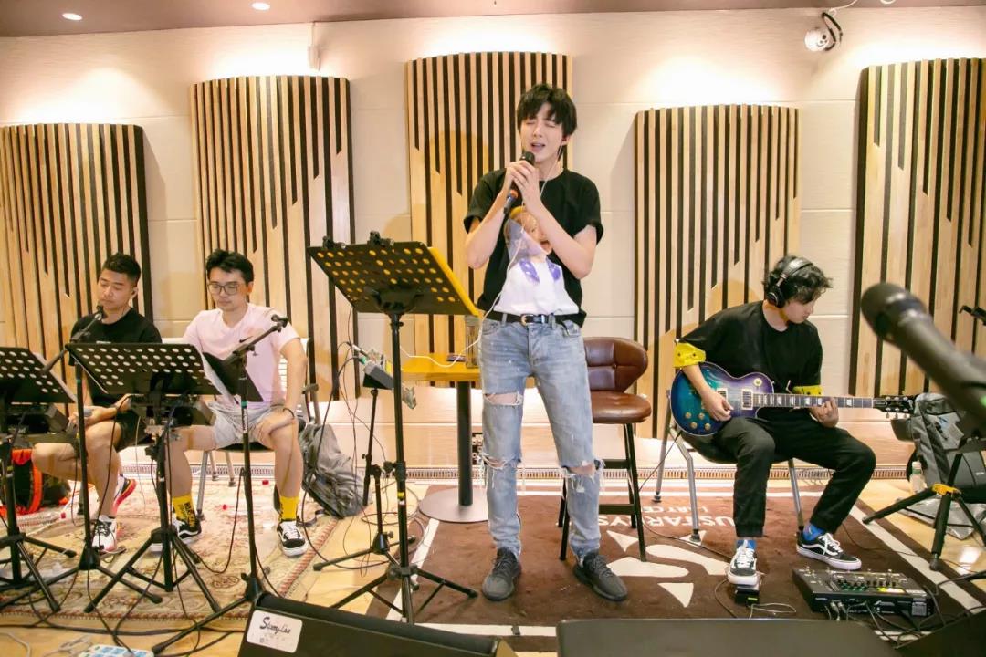 摩登兄弟武汉演唱会